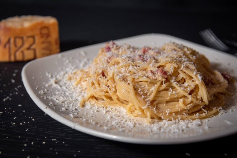 Tagliatelle alla carbonara Recipe